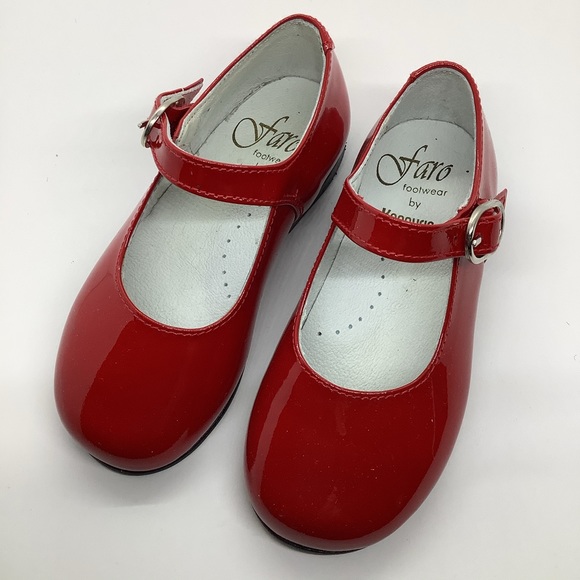 Faro Red patent leather Mary Jane NWT